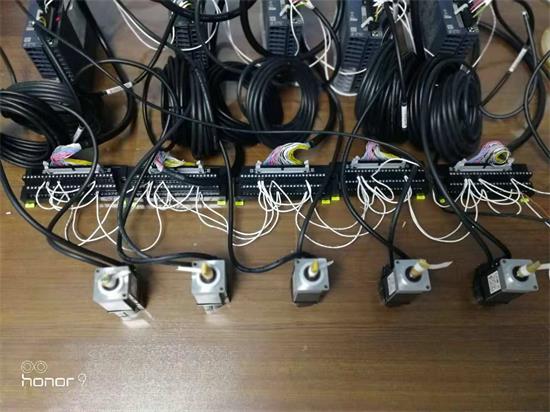 號(hào)外！號(hào)外_三菱定位新用法：FX5U內(nèi)置32軸總線(xiàn)定位！